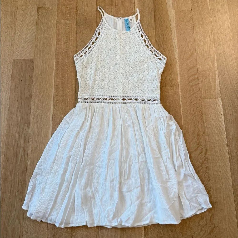 White Halter Sleeveless Mini Sundress